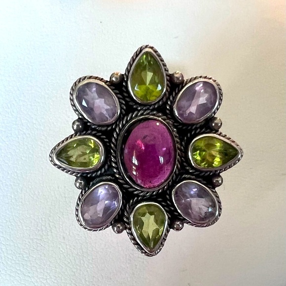 - Jewelry - Multi gemstone ring